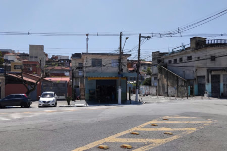 Casa à venda com 8 quartos em Vila Dalva, São Paulo, SP