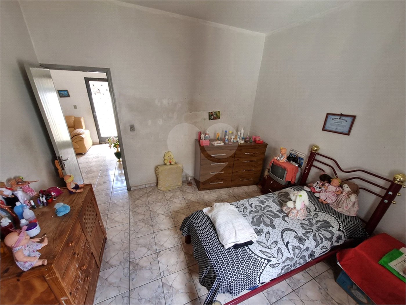Casa térrea a venda na Vila Lutfalla