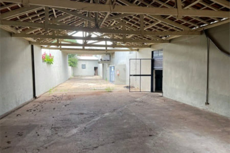Barracão em Araraquara/SP, disponível para venda e locação.