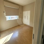Apartamento à venda no bairro Barra Funda.