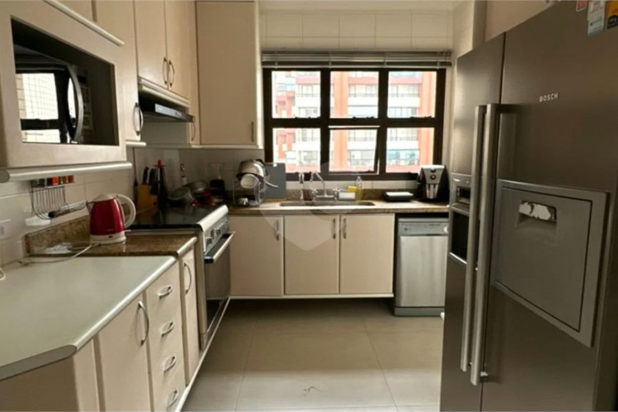 Apartamento à venda com 4 suítes em Riviera de São Lourenço, Bertioga, SP