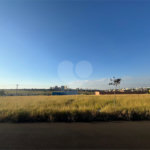 Terreno á venda com 250m2, em São Carlos.