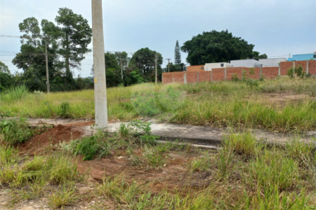 Terreno com 150,00 m² .