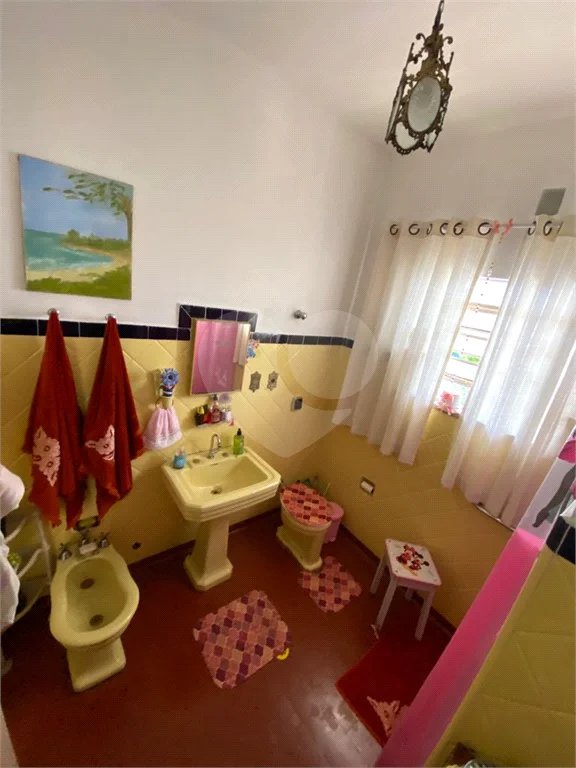 2 casas térreas em 1terreno no Anália Franco