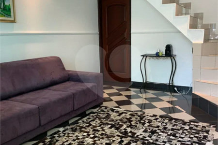 Casa com 115m², 3 dormitórios, 1 vaga, à venda na Penha.