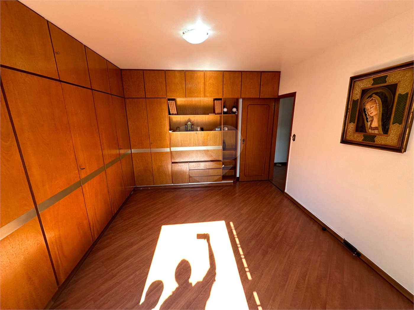 Casa à Venda no Bosque da Saúde com 271m², 3 Dormitórios, 1 Suíte e 4 Vagas