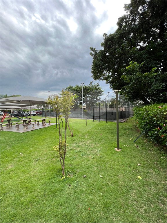 Apartamento no Condomínio Residencial Parque Romance.