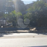 Térrea 02 dormitórios, localização privilegiada. Próximo a tudo