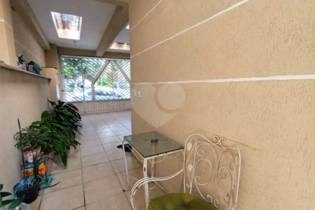 Casa térrea com duas edículas para venda - Saúde, SP.
