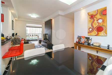 Apartamento à venda com 3 quartos, sendo 1 suíte, em Jardim Prudência, São Paulo, SP