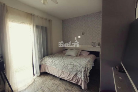 Casa à venda com 3 quartos, sendo 1 suíte, em Vila Santista, Atibaia, SP
