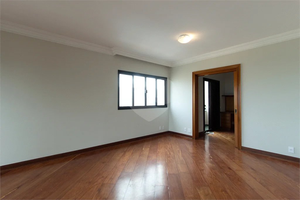 Apartamento a Venda na Chácara Santo Antônio, 163 m², 3 suítes, 2 vagas,, lazer e próximo ao parque