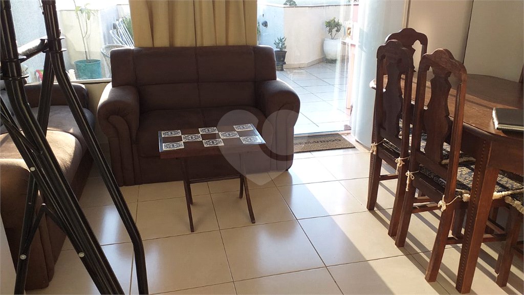 COBERTURA A VENDA NO BAIRRO JARDIM DAS INDUSTRIAS COM 3 DORMITORIOS, 2 SUITES, 2 VAGAS, 214M², SJC