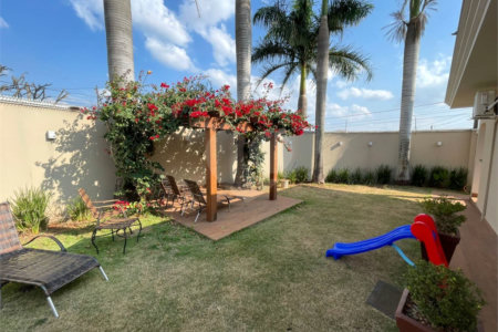 Casa para venda na Vila Carmem