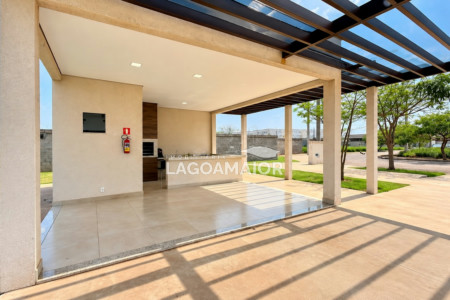 Casa à venda com 3 quartos, sendo 1 suíte, no condomínio Terra Ville, Três Lagoas - MS