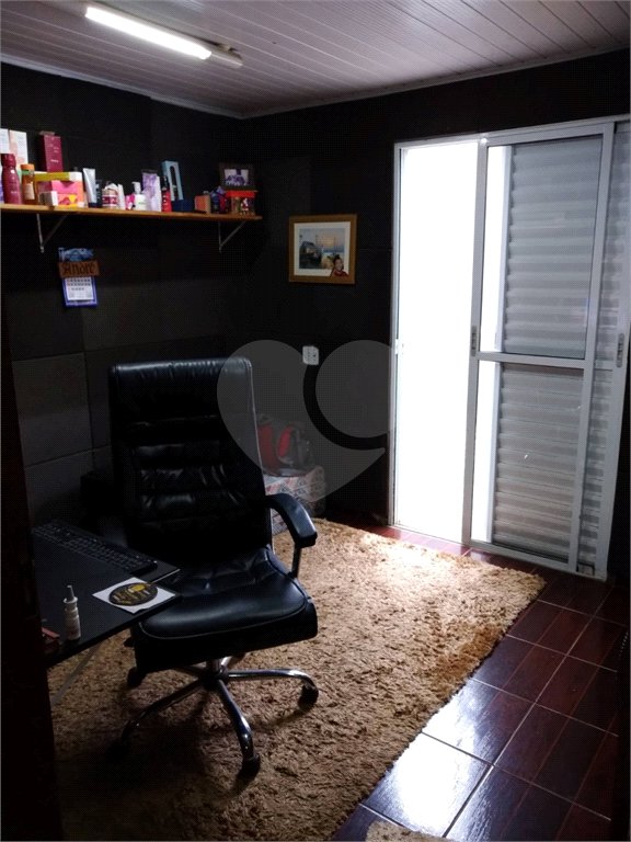 Casa térrea para venda ou locação no Jardim São Carlos V