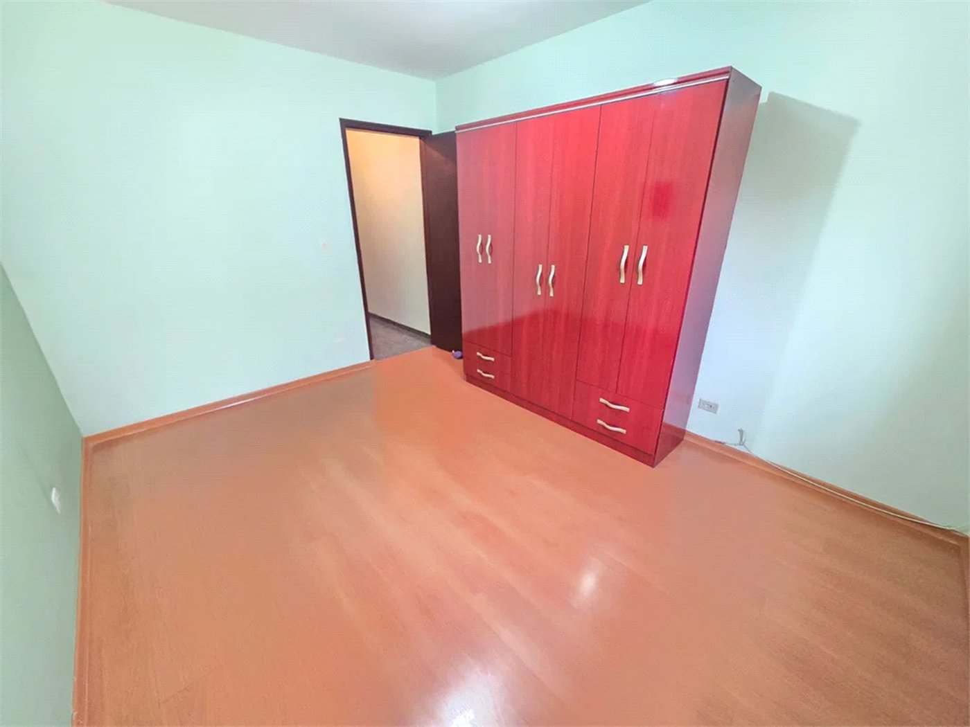Sobrado à venda com 3 quartos em Rio Pequeno, São Paulo, SP