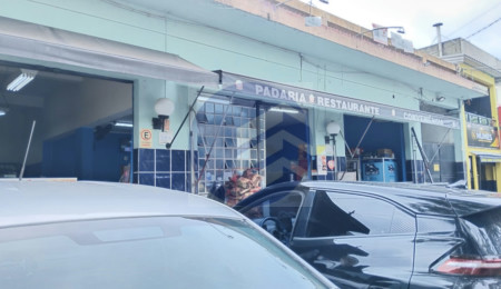 Prédio comercial no jardim bonfiglioli.