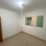 Casa térrea com salão comercial para venda no Santa Felícia.