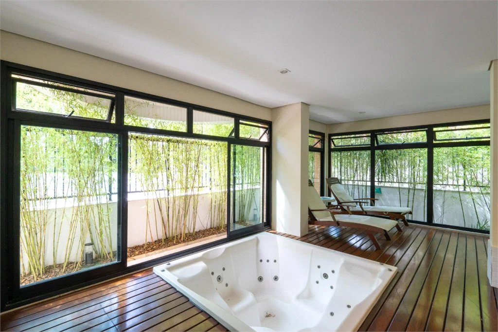 Apartamento tipo para venda com 3 quartos, sendo 3 suítes, 192m² na Vila Suzana