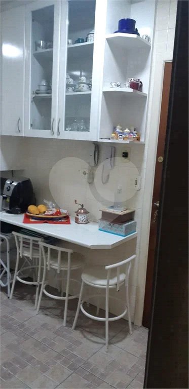 Apartamento 3 dorm, 1 suíte, 2 vagas no Belém