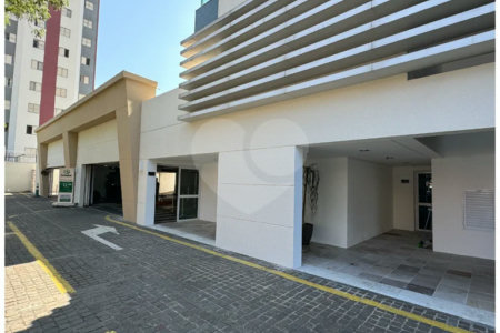 Conjunto comercial com 223,38 m² à venda na Vila Carrão