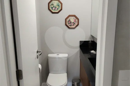Apartamento à venda com 3 suítes em Vila Pompéia, São Paulo, SP