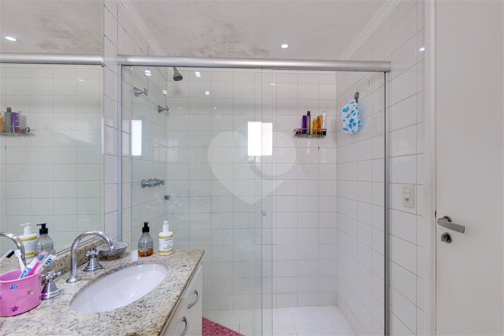 Apartamento Alto da Boa Vista em Condominio Clube