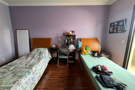 Casa a venda com 5 quartos em São Carlos