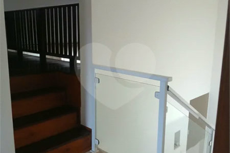 Casa para Locação no Condomínio Recanto dos Paturis em Vinhedo/SP