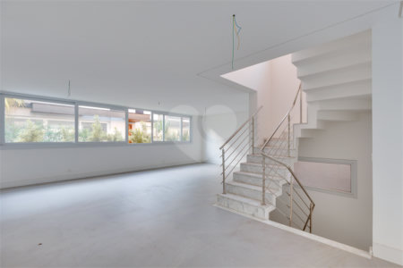 Casa à venda com 4 suítes no condomínio Vila Arese, São Paulo - SP