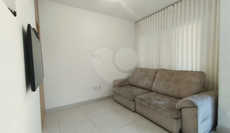 Casa à venda com 3 quartos, sendo 1 suíte, no condomínio Residencial Perola D´ Italia, Itupeva - SP