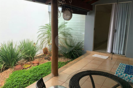 Casa no Campos Ville em Araraquara/SP 4 dormitórios, sendo 2 suítes