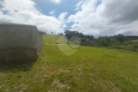 Terreno a venda no condominio Santa Isabel