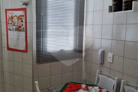 Apartamento tipo kit net á venda centro de Indaiatuba, sem vaga de garagem.