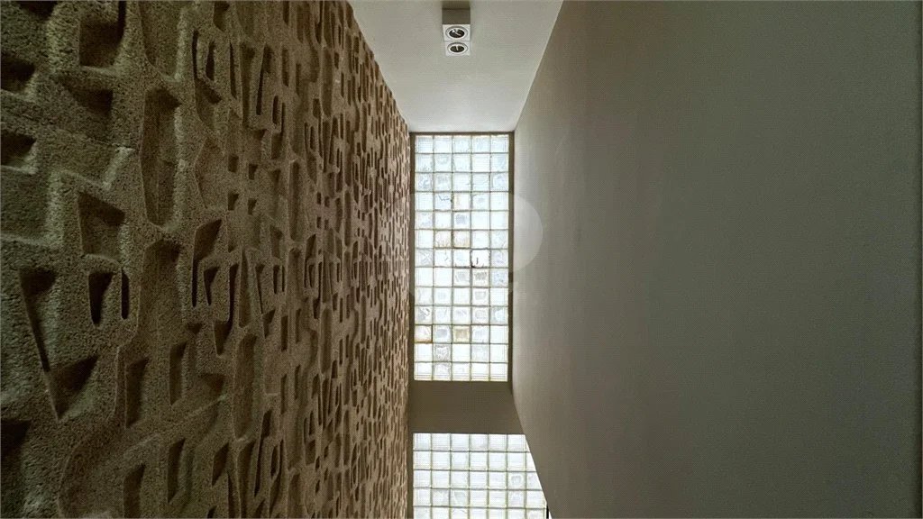 Casa Comercial disponível para venda e locação no Bairro Cidade Jardim em Piracicaba - SP.