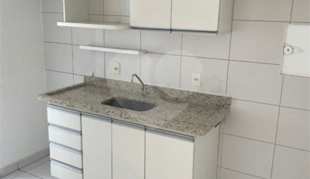 Apartamento à venda com 2 quartos, sendo 1 suíte,  em Campestre, Santo André, SP