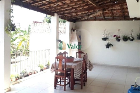 Casa á venda no cidade Aracy