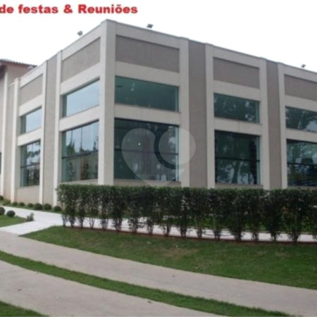 Maison Du parc- condominio de altissimo padrão - lote plano com 495,00 ms- R$ 1.920.000,00 - condominio - R$ 1.100,00 - iptu - R$ 800,00 - Área de lazer: Quadra de Tênis - Quadra Poliesportiva - campo de Futebol - Quadra de Squash - Academia - Playground - Sistema de Segurança 24hs com cerca elétri