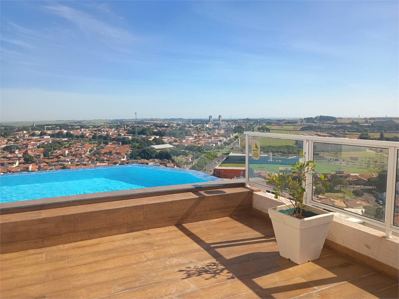 Apartamento Completo, Mobiliado e Pronto para Morar!