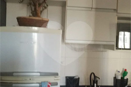 Apartamento 3 dormitórios Cond. Laranjeiras.