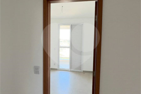 Aurora Gardens - Apartamento com 3 dormitórios e espaço de sobra.