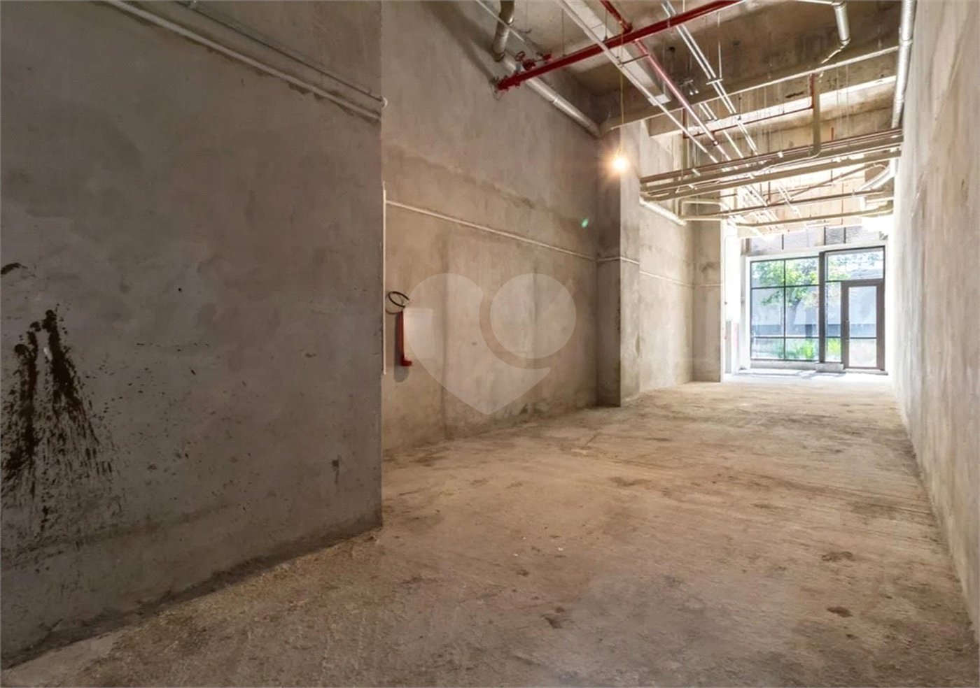 Loja nova com 100 m² para locação próximo ao metrô Chácara Klabin!!