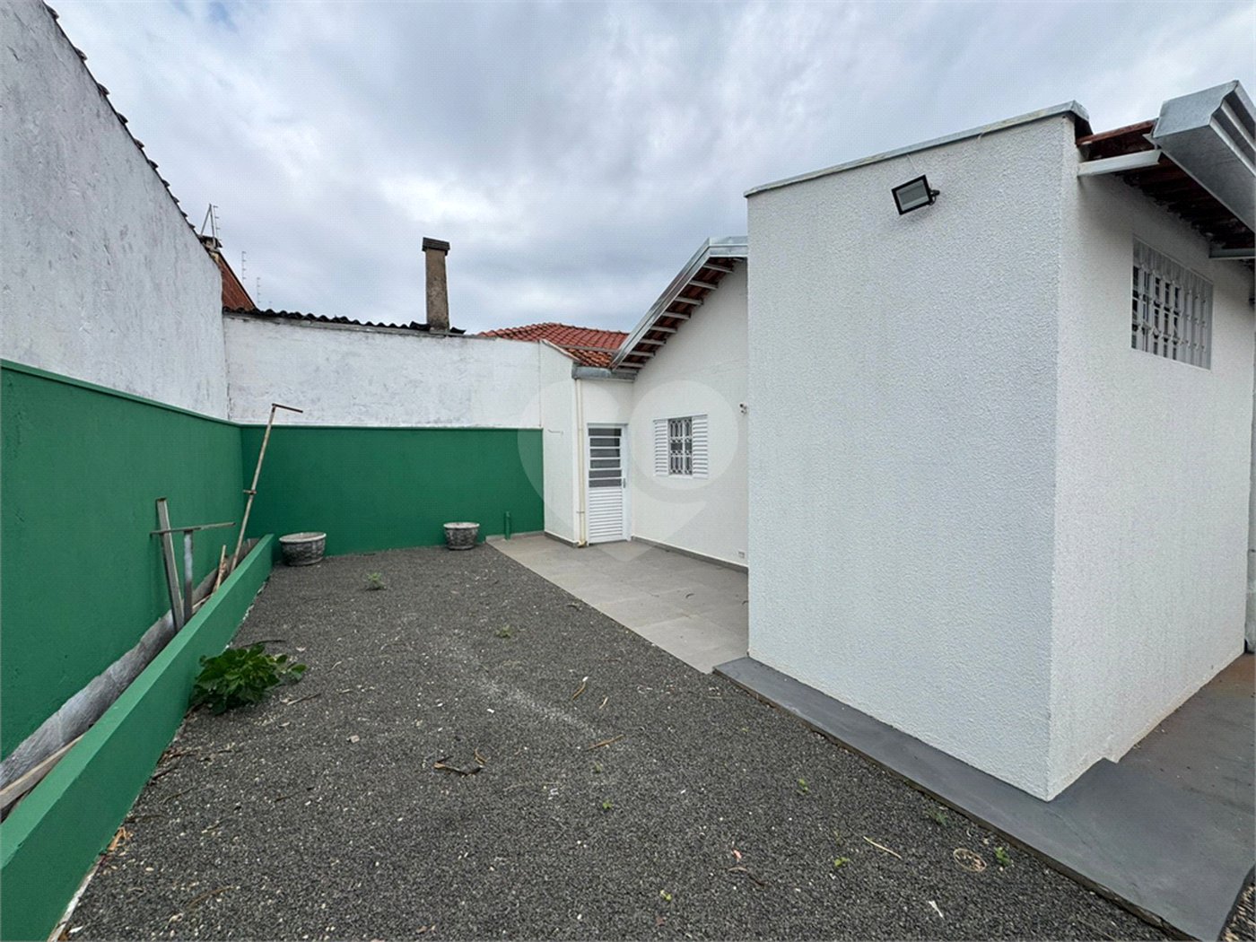 Casa á venda, com 03 Dormitórios, no Bairro Parque Primavera em São Carlos.