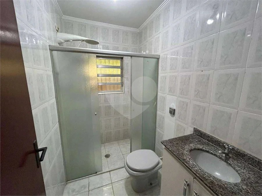 Casa à venda na Vila Galvão, com 210 m²