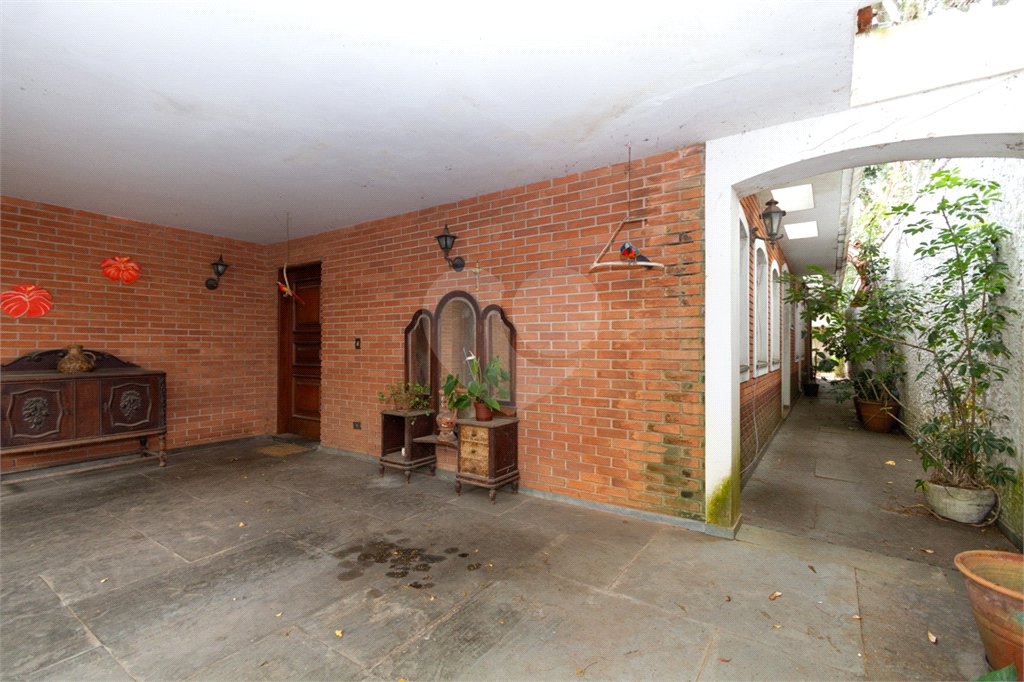 Casa Térrea com 2 quartos 5 vagas e terreno de 500m² no Brooklin