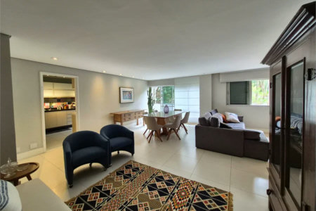 Apartamento à venda com 2 quartos, sendo 1 suíte, em Vila Andrade, São Paulo, SP