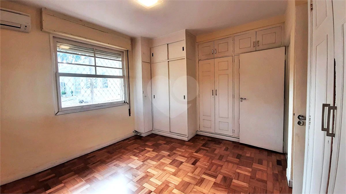 Sobrado à venda ou para alugar com 3 quartos, sendo 2 suítes, em Brooklin, São Paulo, SP