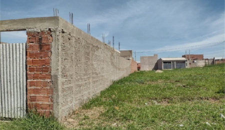 Terreno à venda no Centro, Ibaté, SP