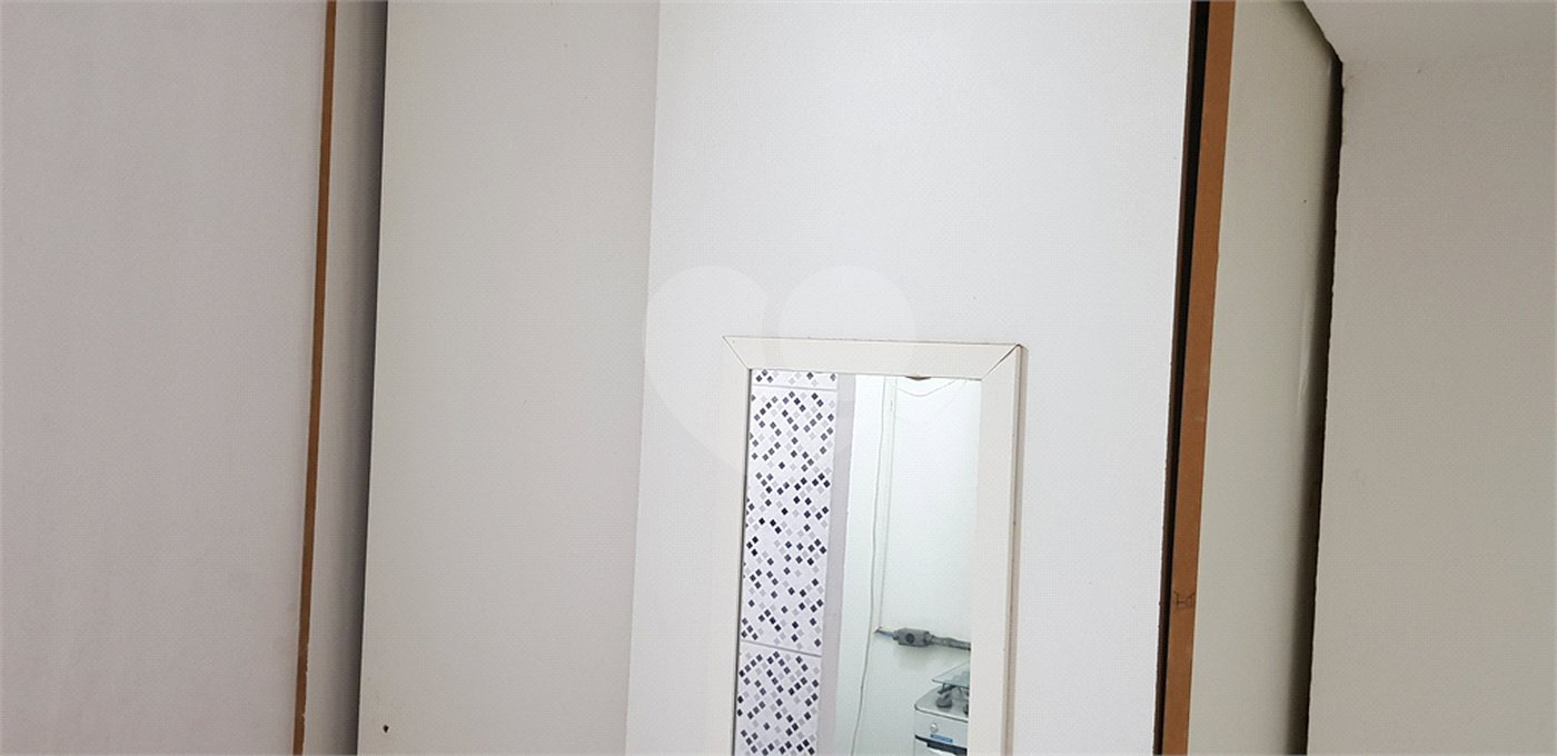 CASA TÉRREA A VENDA COM 06 APARTAMENTOS PARA LOCAÇÃO - ÓTIMO PARA INVESTIDOR - PRAÇA ARVORE